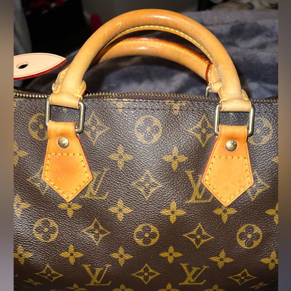 Louis Vuitton Speedy 30 - Picture 12 of 17